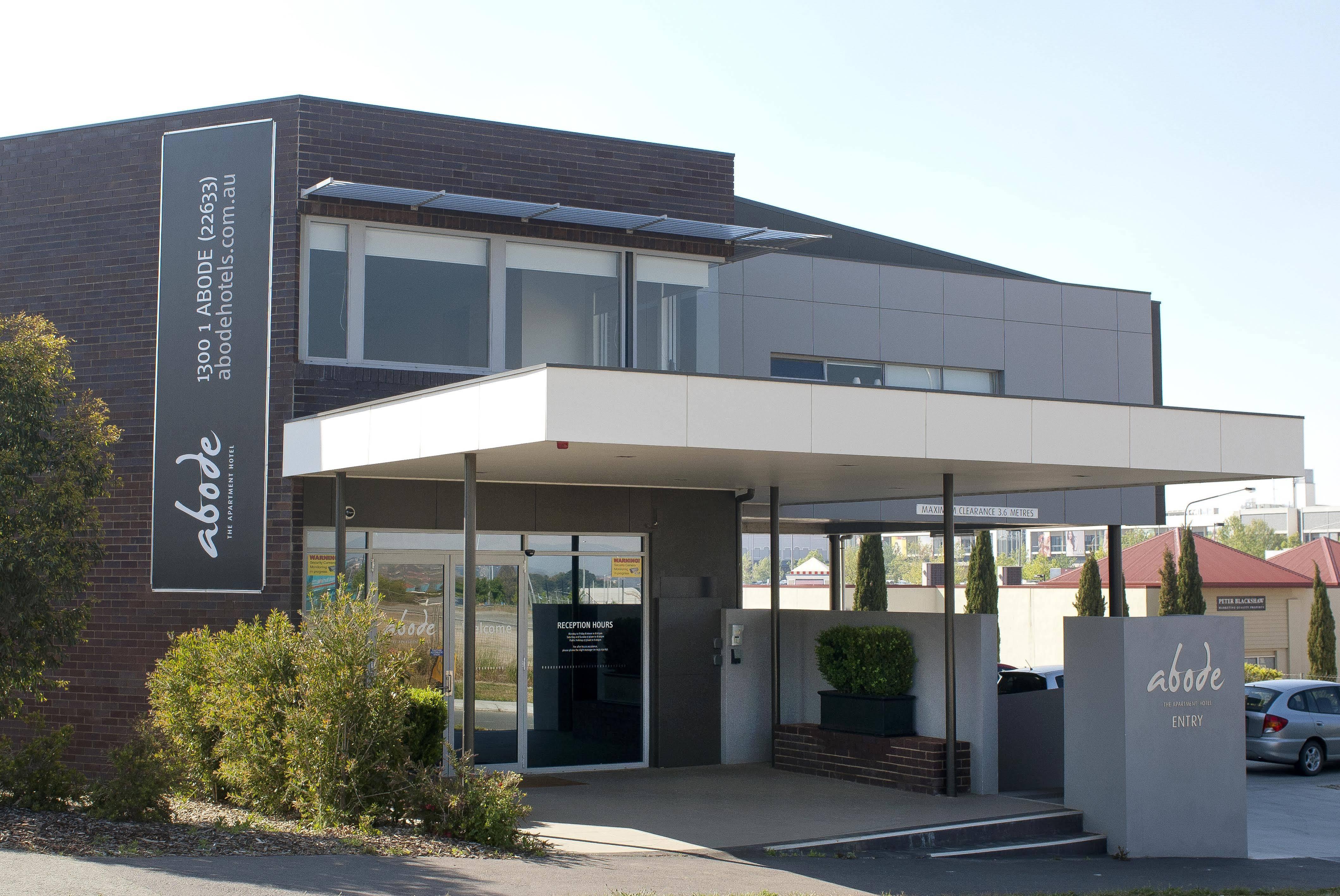 Abode Gungahlin Aparthotel Canberra Exterior foto